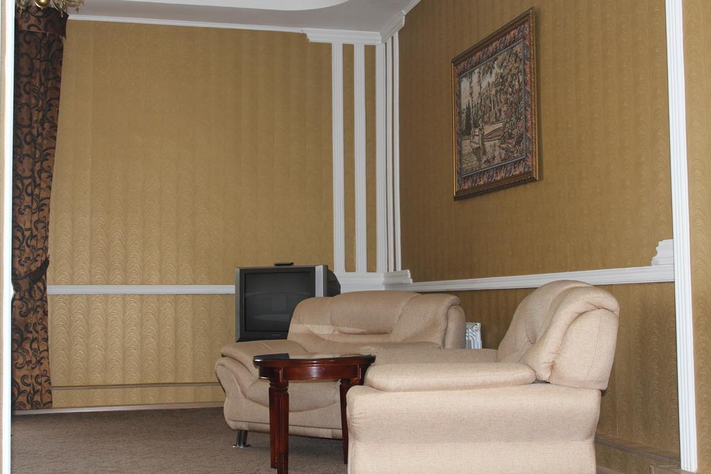 Hotel Edem Karaganda Room photo